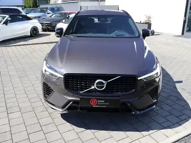 Gebraucht Volvo XC60 R-Design 392 PS (288 kW) 2021 Grau SUV