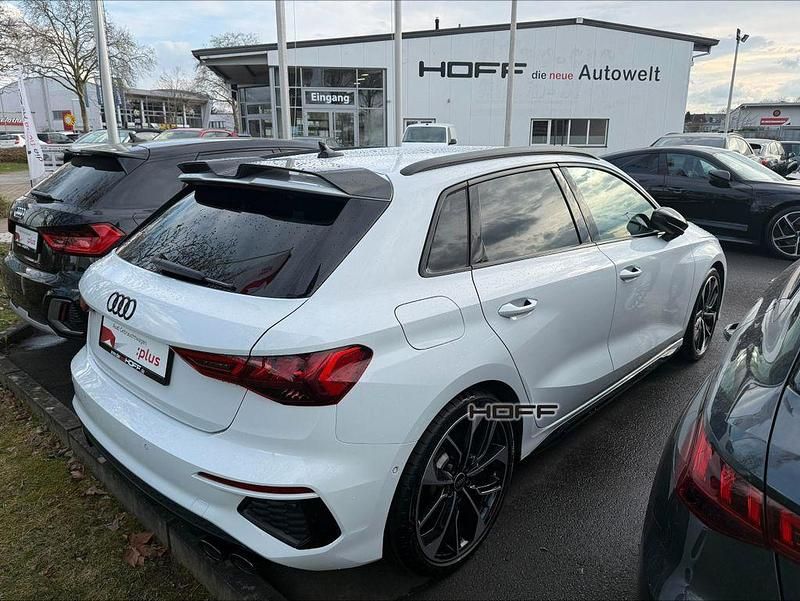 Gebraucht Audi S3 Ambiente 310 PS (228 kW) 2023 Gletscherweiß metallic Limousine