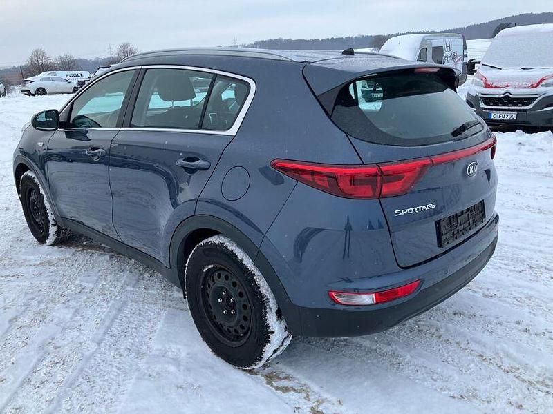 Gebraucht Kia Sportage Edition 7 132 PS (97 kW) 2017 (d7u) planetenblau met. SUV