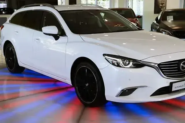 Używany Mazda 6 Exclusive-Line 150 KM (110 kW) 2017 Biały Kombi