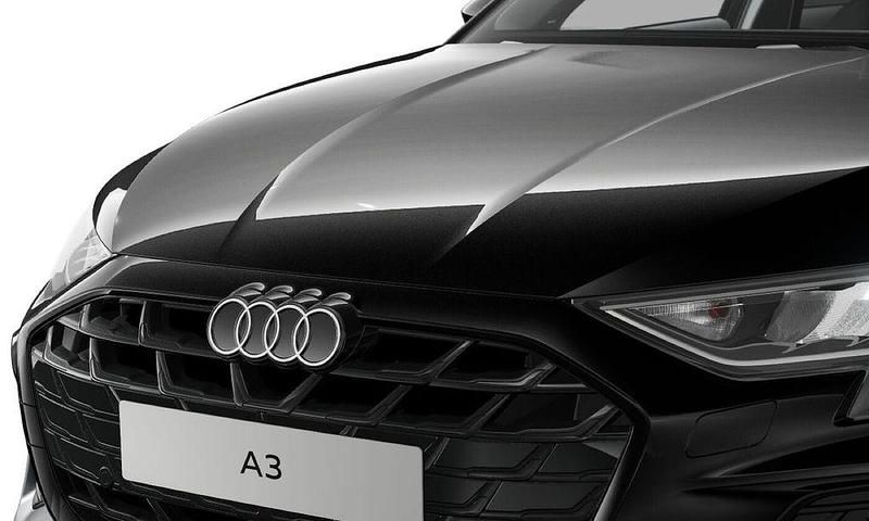 Gebraucht Audi A3 S-line plus 150 PS (110 kW) 2025 Mythosschwarz metallic Limousine