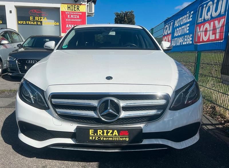 Gebraucht Mercedes E200 184 PS (135 kW) 2018 Weiß Limousine