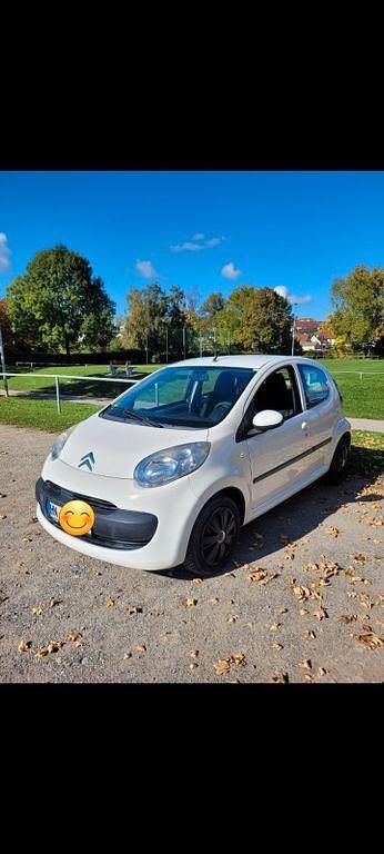 Weiß Gebraucht 2008 Citroën C1 Style Kleinwagen | 2.390 € (Fairer Preis) - Bild 1/4