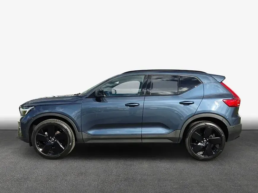 Gebraucht Volvo XC40 145 PS (106 kW) 2025 SUV