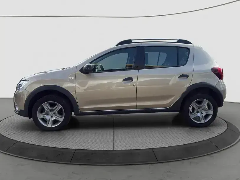 Gebraucht Dacia Sandero Celebration 90 PS (66 kW) 2018 Beige Limousine