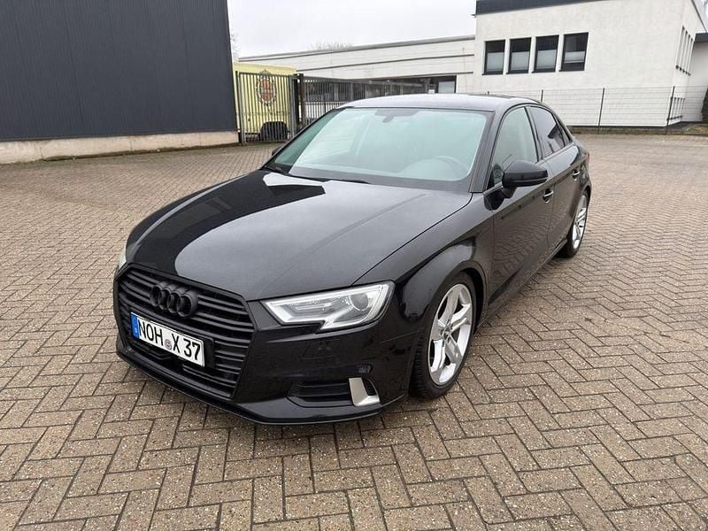 Gebraucht Audi A3 Sport 150 PS (110 kW) 2017 Schwarz Limousine