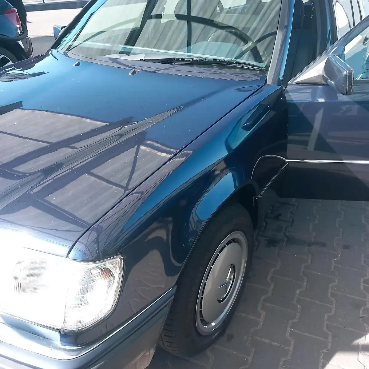 Gebraucht Mercedes E200 136 PS (100 kW) 1996 Blau Kombi