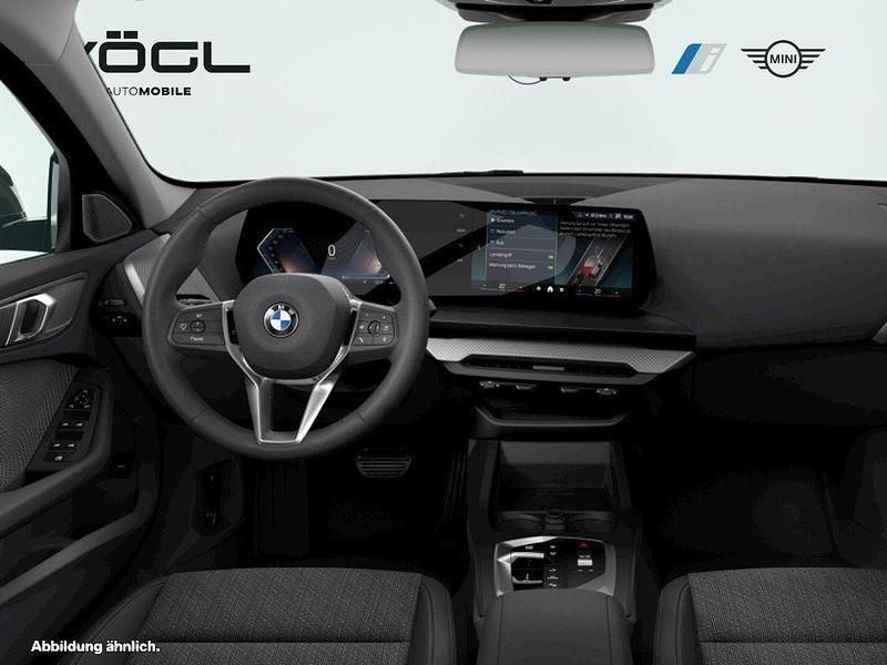 Gebraucht BMW 120 Efficient Dynamics 150 PS (110 kW) 2025 Saphirschwarz Kleinwagen