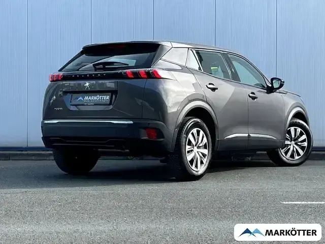Gebraucht Peugeot 2008 Active 101 PS (74 kW) 2022 Grau SUV