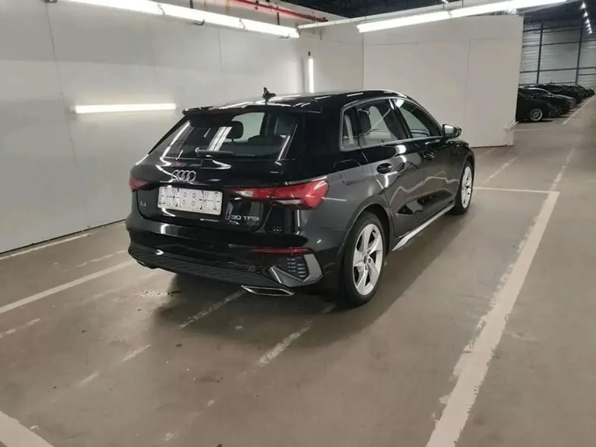 Gebraucht Audi A3 S-Line 110 PS (80 kW) 2021 Mythosschwarz Limousine