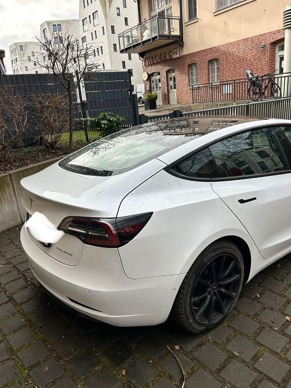 Gebraucht Tesla Model 3 152 kW (208 PS) 2020 Weiß Limousine