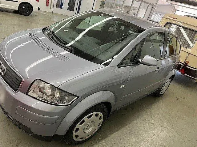 Gebraucht Audi A2 75 PS (55 kW) 2004 Silber Kleinwagen
