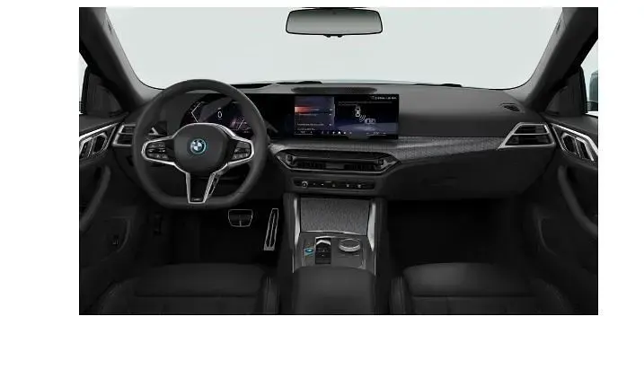 Gebraucht BMW i4 M Sport 250 kW (340 PS) 2025 Cape york gruen Limousine