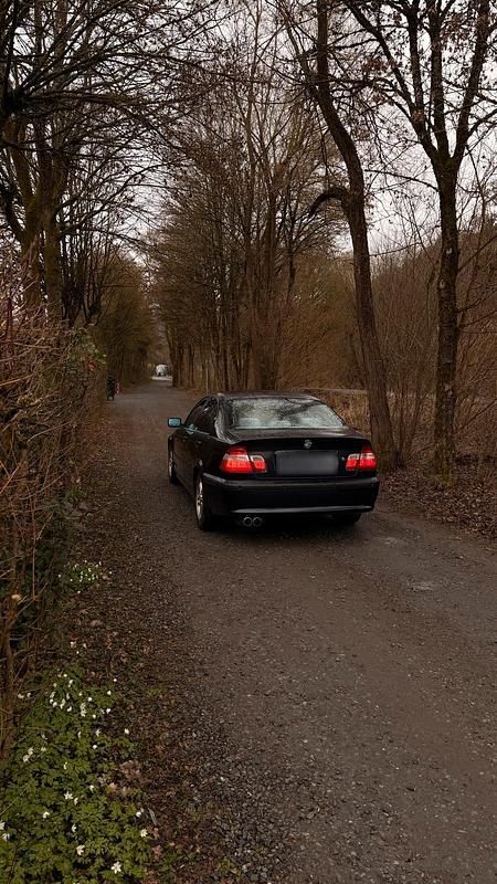 Gebraucht BMW 318 143 PS (105 kW) 2003 Blau Limousine