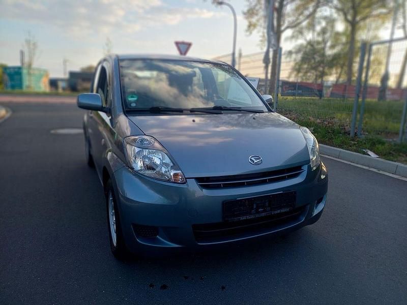 Gebraucht Daihatsu Sirion 91 PS (66 kW) 2007 Grau Kleinwagen