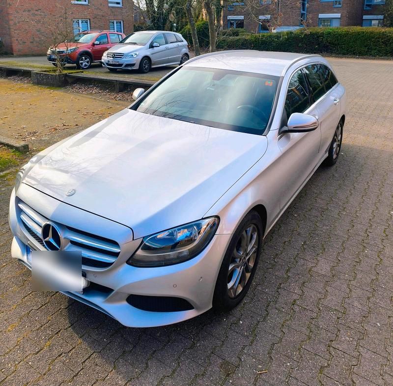 Gebraucht Mercedes C180 Avantgarde 156 PS (114 kW) 2017 Silber Kombi