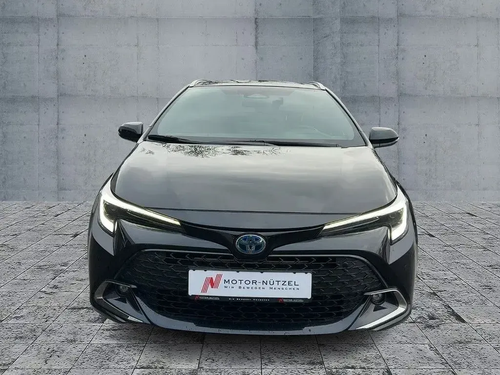 Gebraucht Toyota Corolla Team 140 PS (102 kW) 2024 Schwarz Limousine