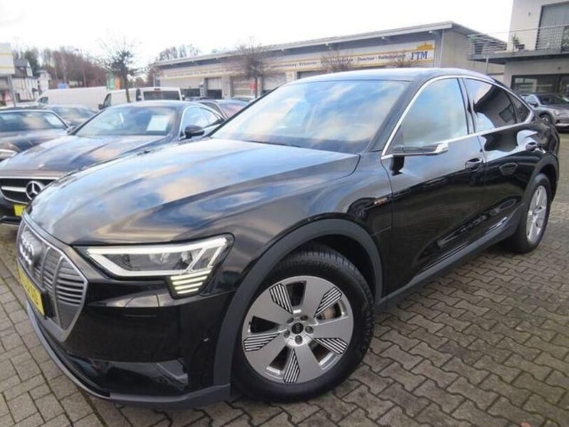 Andere Gebraucht 2021 Audi e-tron Basis SUV | 31.990 € (Superpreis) - Bild 1/4