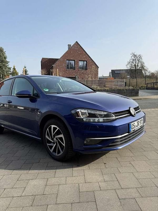 Gebraucht VW Golf VII Join 110 PS (80 kW) 2018 Blau Limousine