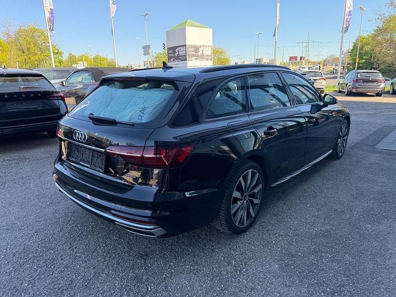 Gebraucht Audi A4 Advanced Plus 204 PS (150 kW) 2023 Schwarz Kombi
