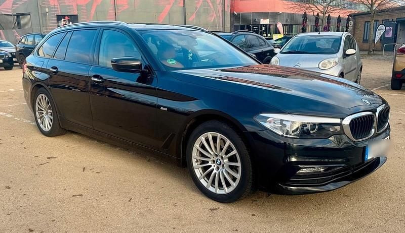 Gebraucht BMW 520 190 PS (139 kW) 2017 Schwarz Kombi