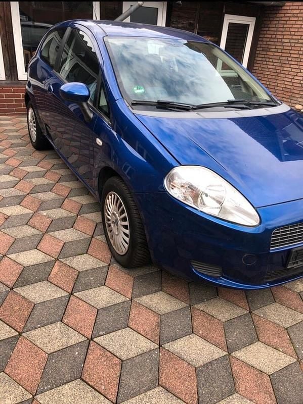 Gebraucht Fiat Punto 95 PS (69 kW) 2007 Blau Kleinwagen