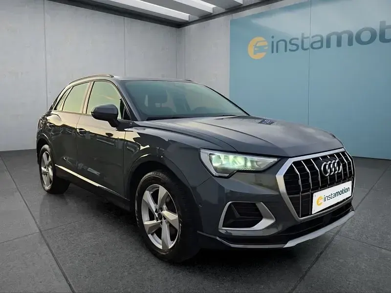 Gebraucht Audi Q3 150 PS (110 kW) 2022 Grau SUV