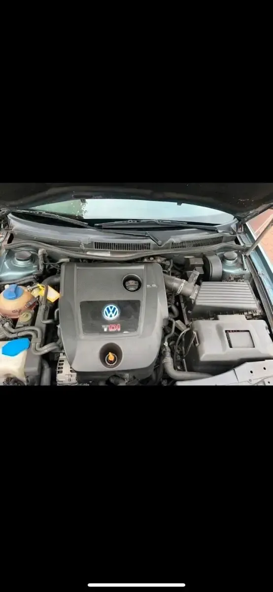 Gebraucht VW Bora 101 PS (74 kW) 2003 Grün Limousine