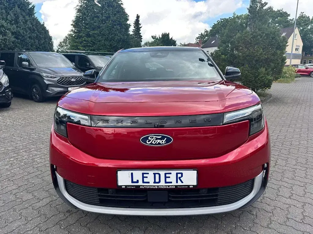 Gebraucht Ford Explorer Premium 250 kW (340 PS) 2025 Lucidrot metallic SUV