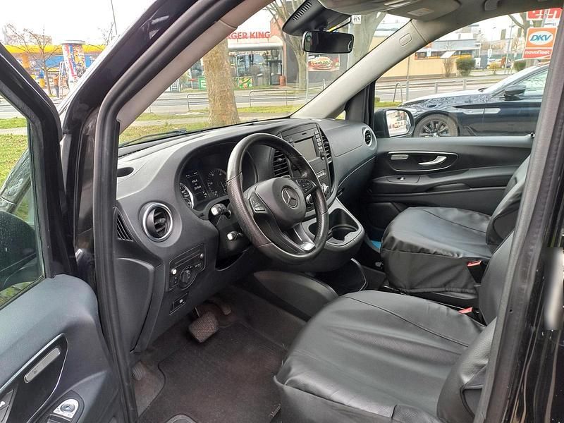 Gebraucht Mercedes Vito 190 PS (139 kW) 2017 Schwarz Van