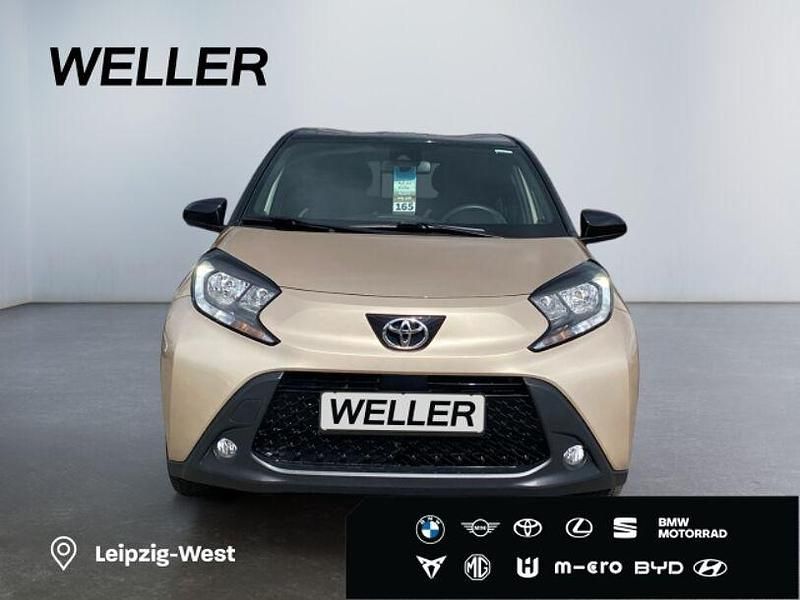 Gebraucht Toyota Aygo X Pulse 72 PS (52 kW) 2022 Beige SUV
