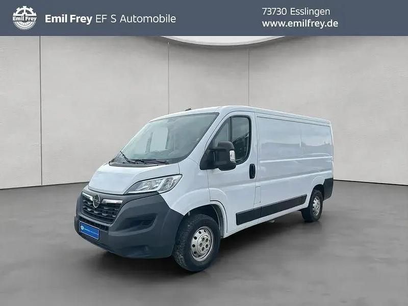 Weiß Gebraucht 2023 Opel Movano Edition Van | 20.890 € (Superpreis) - Bild 1/4