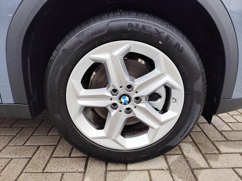 Gebraucht BMW X2 156 PS (114 kW) 2025 Grau SUV