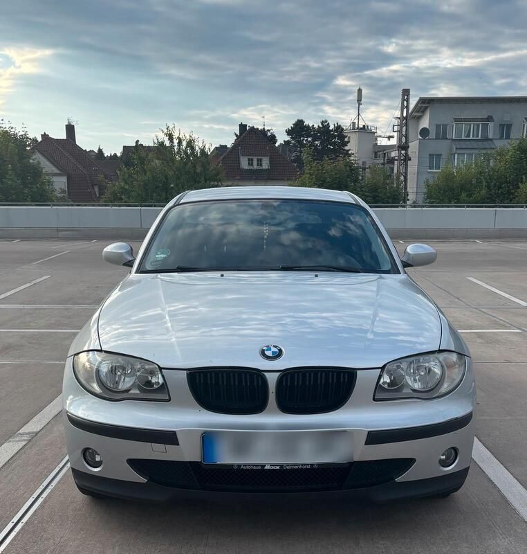 Silber Gebraucht 2005 BMW 116 Kleinwagen | 2.900 € (Fairer Preis) - Bild 1/4