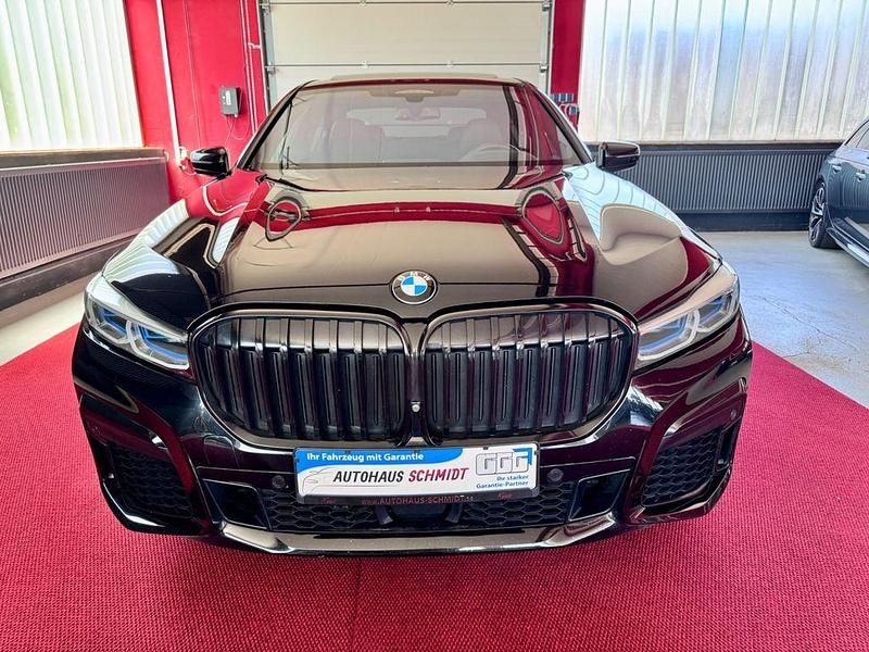 Gebraucht BMW 730 M Sport 286 PS (210 kW) 2020 Black sapphire metallic Limousine