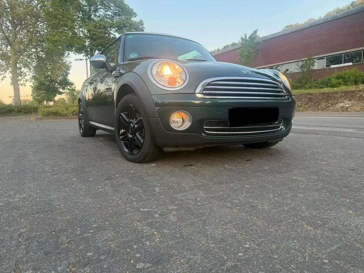 Usata Mini Cooper 120 CV (88 kW) 2009 Verde Utilitaria