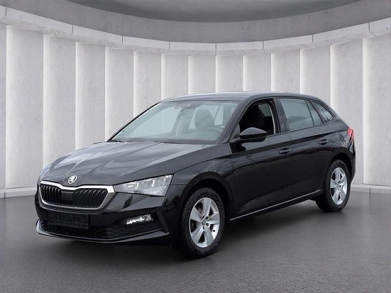 Schwarz Gebraucht 2020 Skoda Scala Cool Plus Kleinwagen | 15.249 € (Fairer Preis) - Bild 1/4