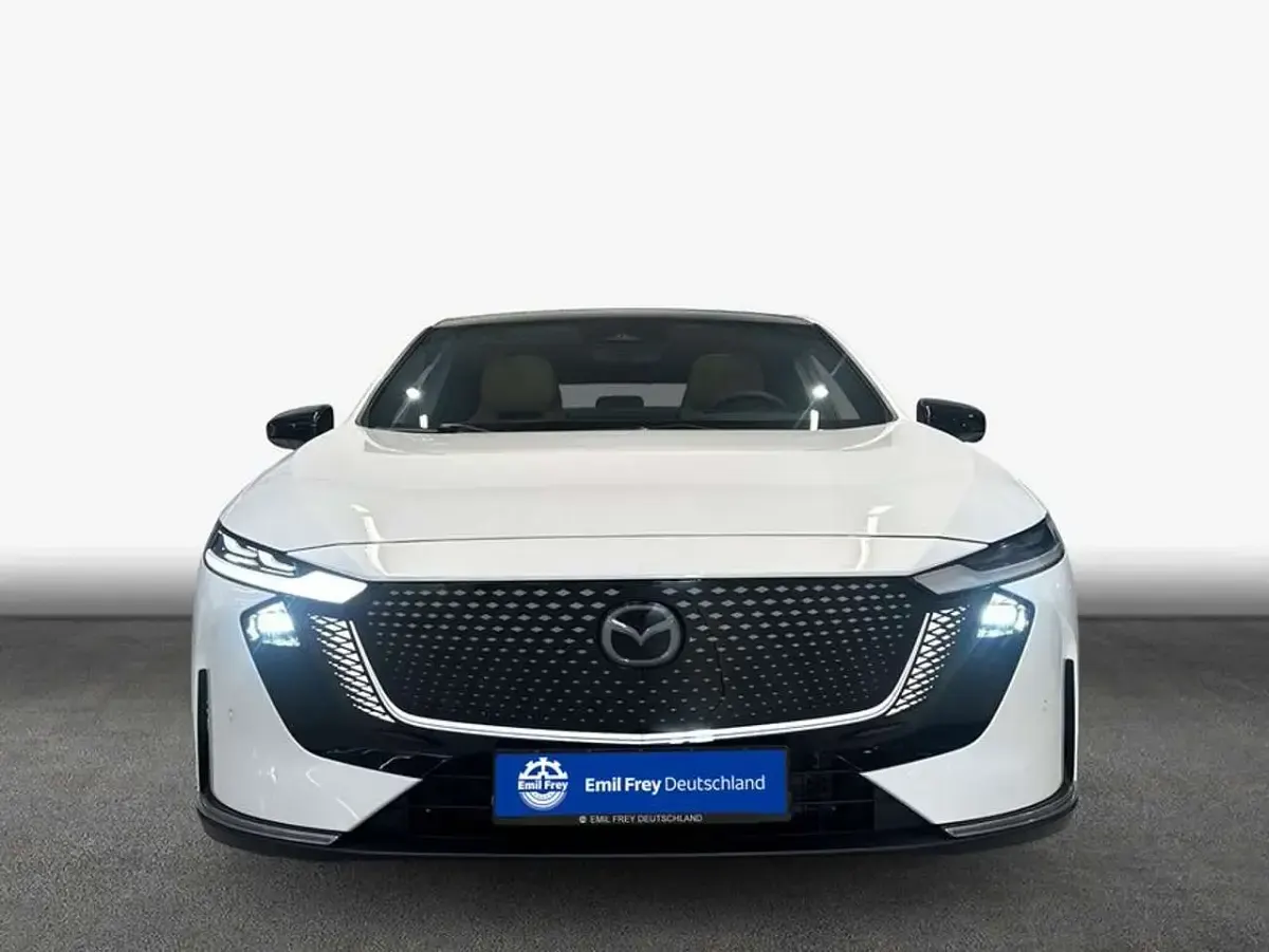 Gebraucht Mazda 6e Takumi-Line 189 kW (258 PS) 2026 Weiß Limousine