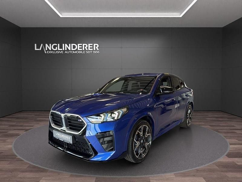 Portimao blau metallic Gebraucht 2024 BMW X2 Performance SUV | 54.900 € (Superpreis) - Bild 1/3