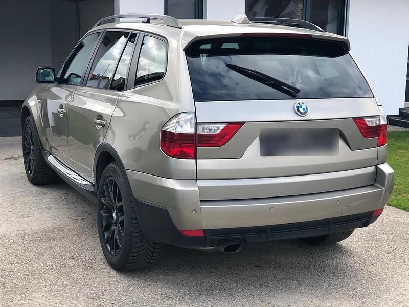 Gebraucht BMW X3 177 PS (130 kW) 2007 Gold SUV