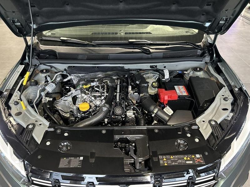 Neu Dacia Jogger Extreme 110 PS (80 kW) 2025 Grün Van / Kleinbus