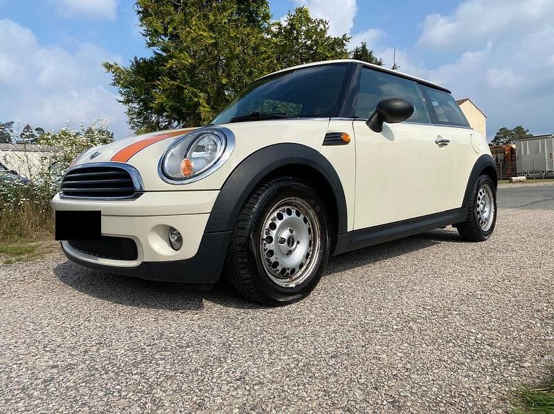 Gebraucht Mini ONE 75 PS (55 kW) 2009 Weiß Kleinwagen