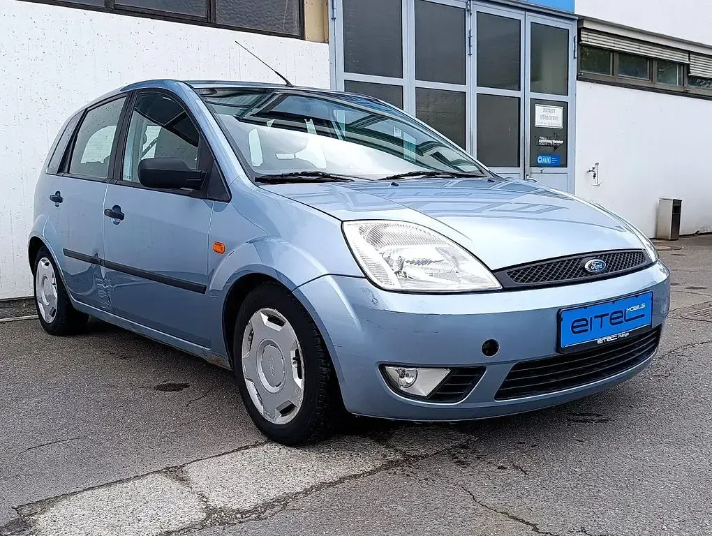 Gebraucht Ford Fiesta Trend 80 PS (58 kW) 2005 Blau Kleinwagen