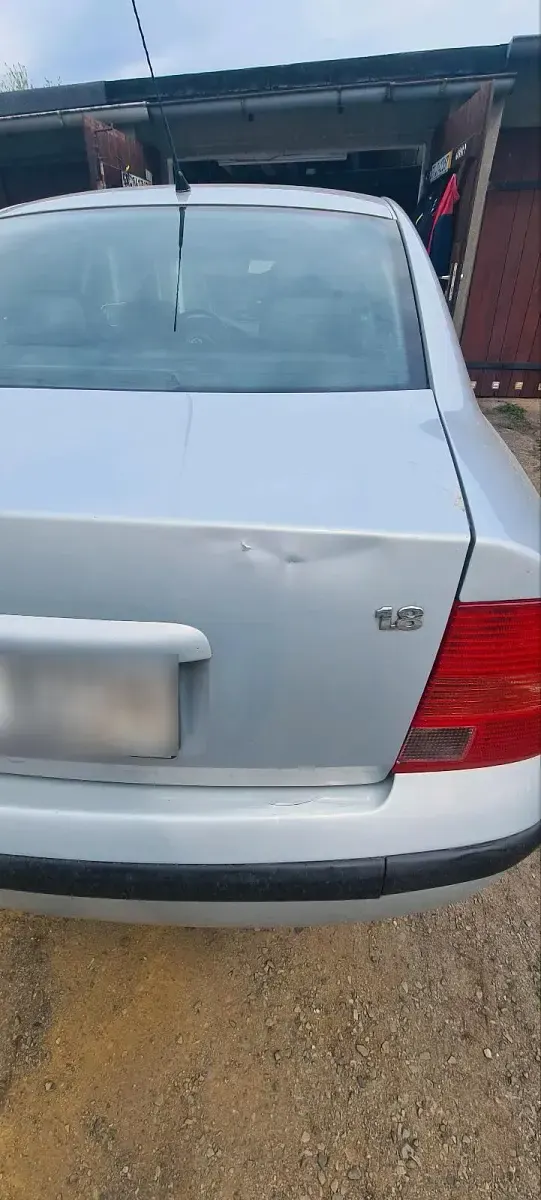 Gebraucht VW Passat 130 PS (95 kW) 2002 Grau Limousine