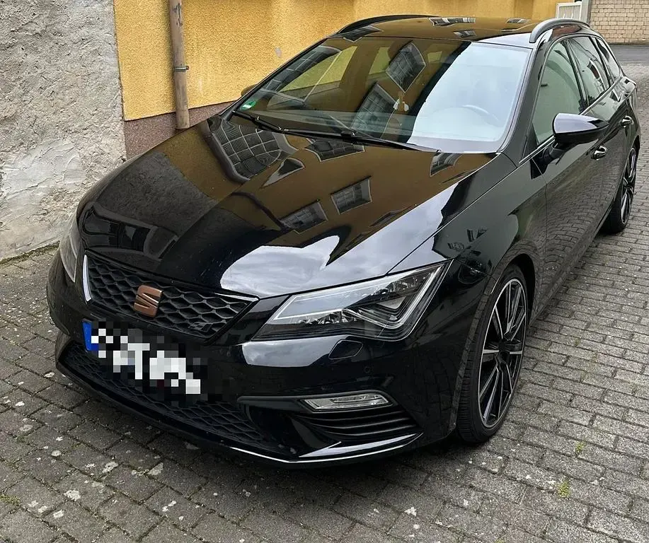 Gebraucht Seat Leon 4Drive 300 PS (220 kW) 2019 Schwarz Limousine