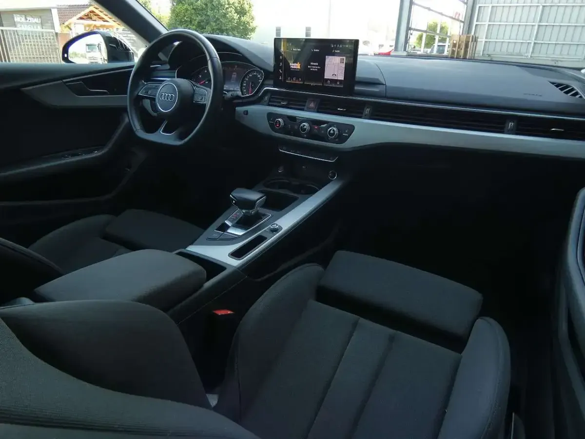 Occasion Audi A5 163 ch (119 kW) 2022 Noir Coupé