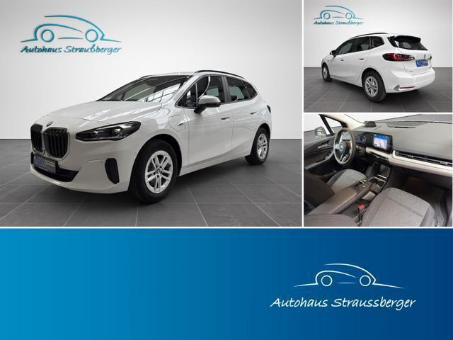 Weiß Gebraucht 2023 BMW 225 Active Tourer Luxury Line Van / Kleinbus | 30.590 € (Guter Preis) - Bild 1/4