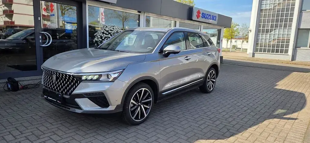 Neu Bestune T77 160 PS (117 kW) 2026 Grau SUV