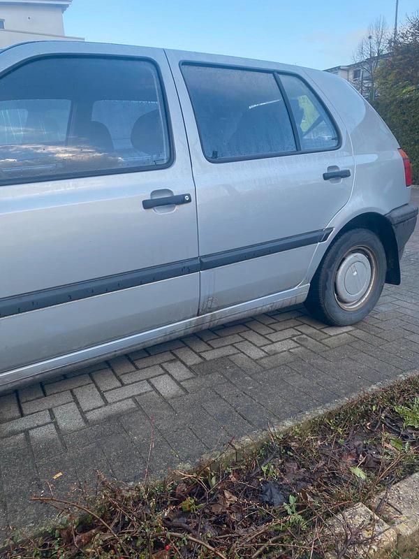 Gebraucht VW Golf III 75 PS (55 kW) 1994 Silber Kleinwagen