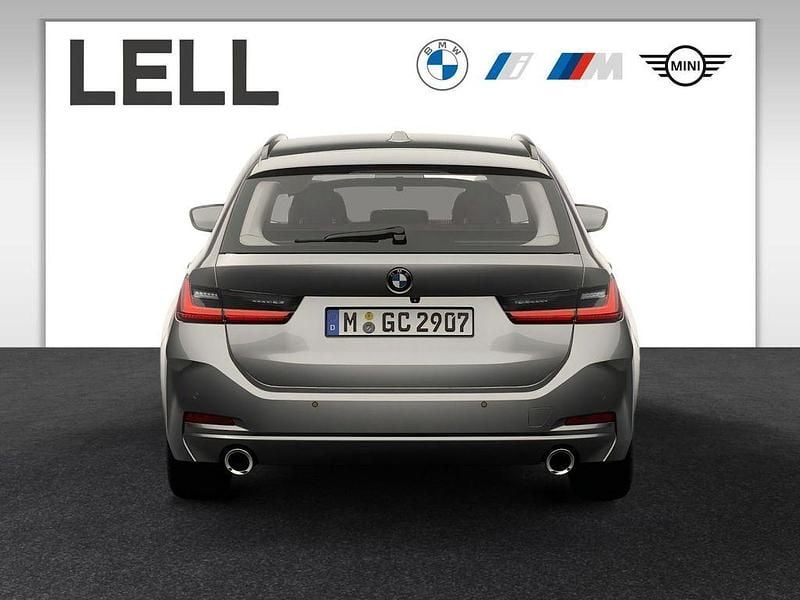 Neu BMW 330 Shadowline 245 PS (180 kW) 2026 Grau Kombi